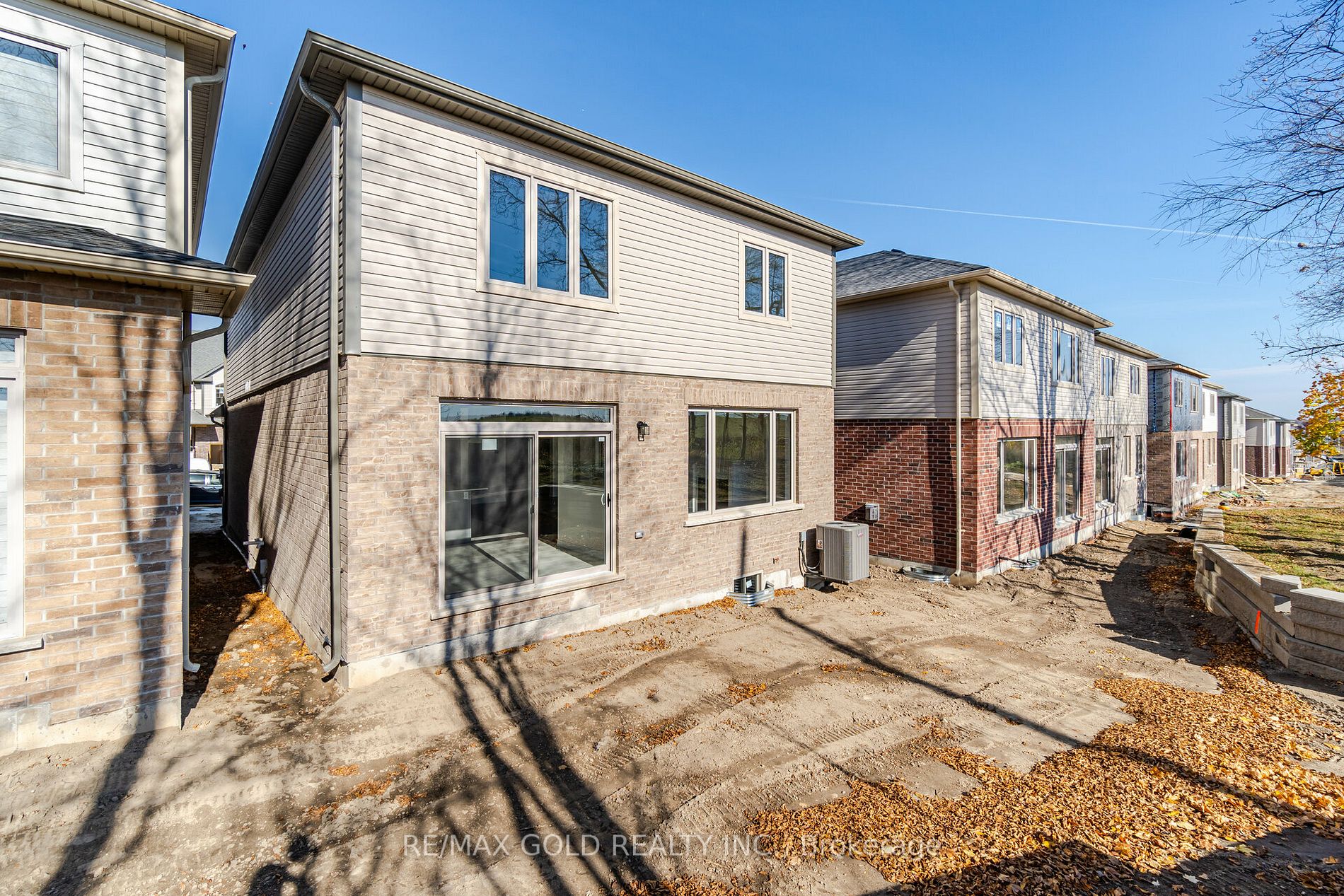 98 BROADACRE Drive