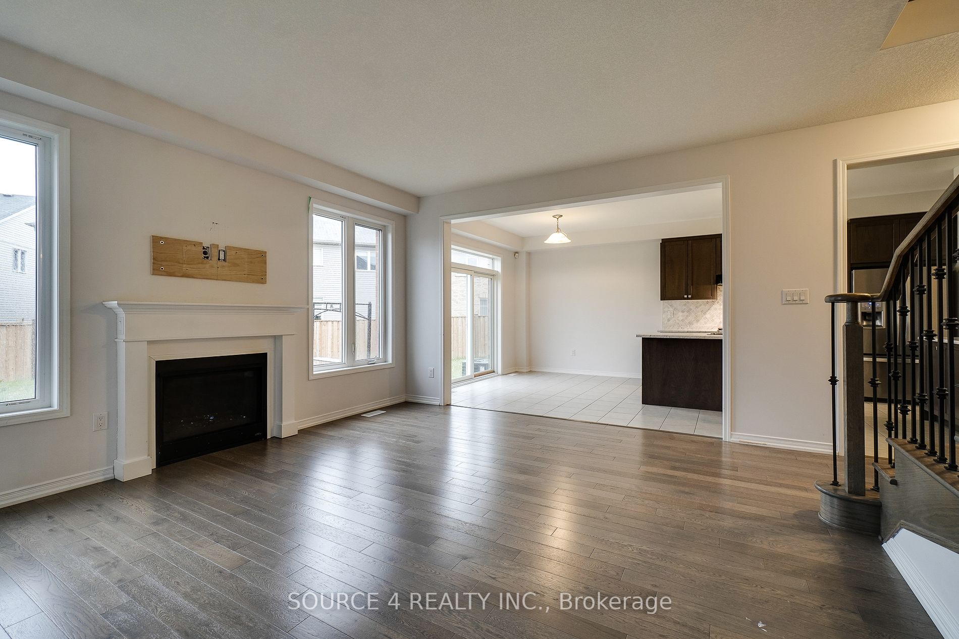 154 Munro Circ
