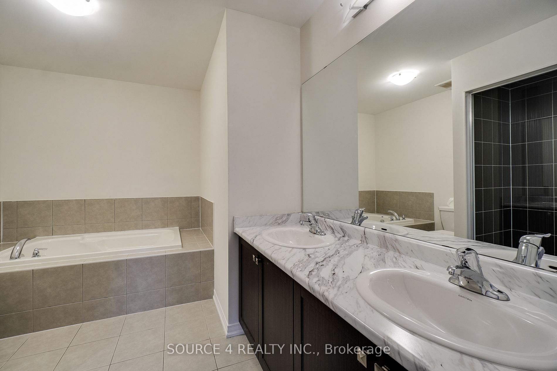 154 Munro Circ