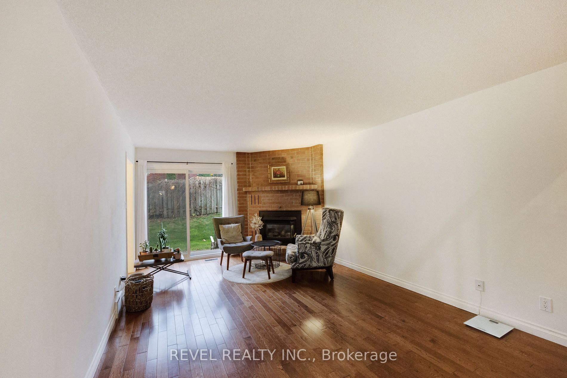 2720 Mewburn Rd, #15