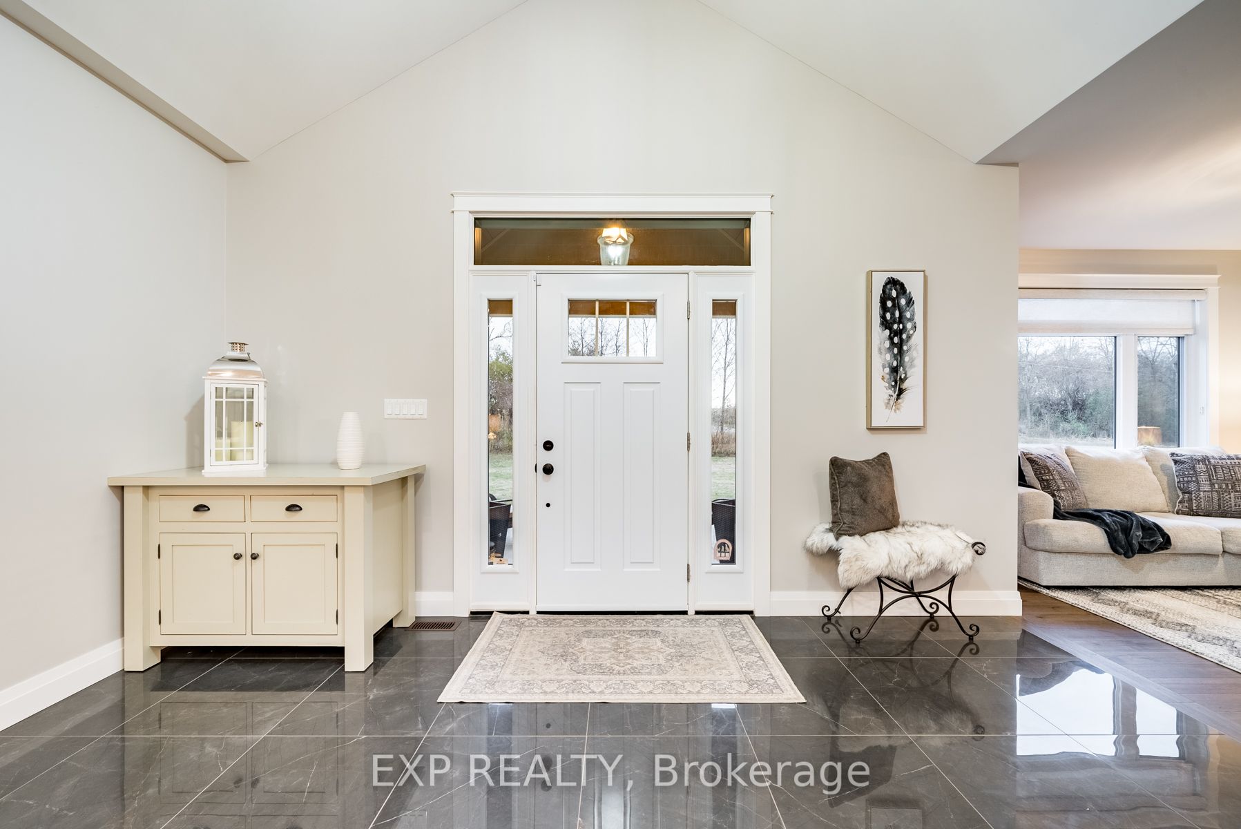 2104 Grimshaw Rd