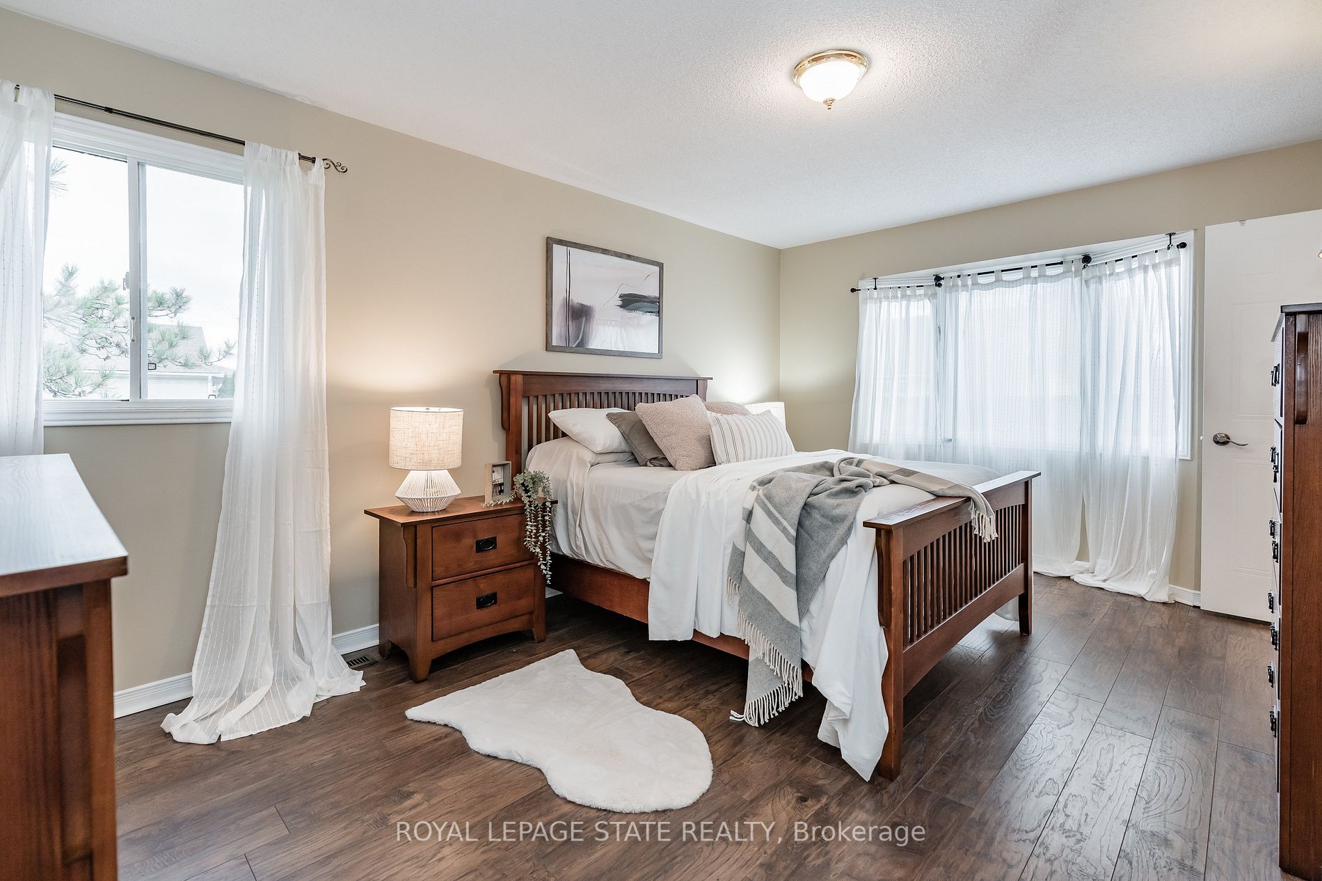 360 Silverbirch Blvd, #16