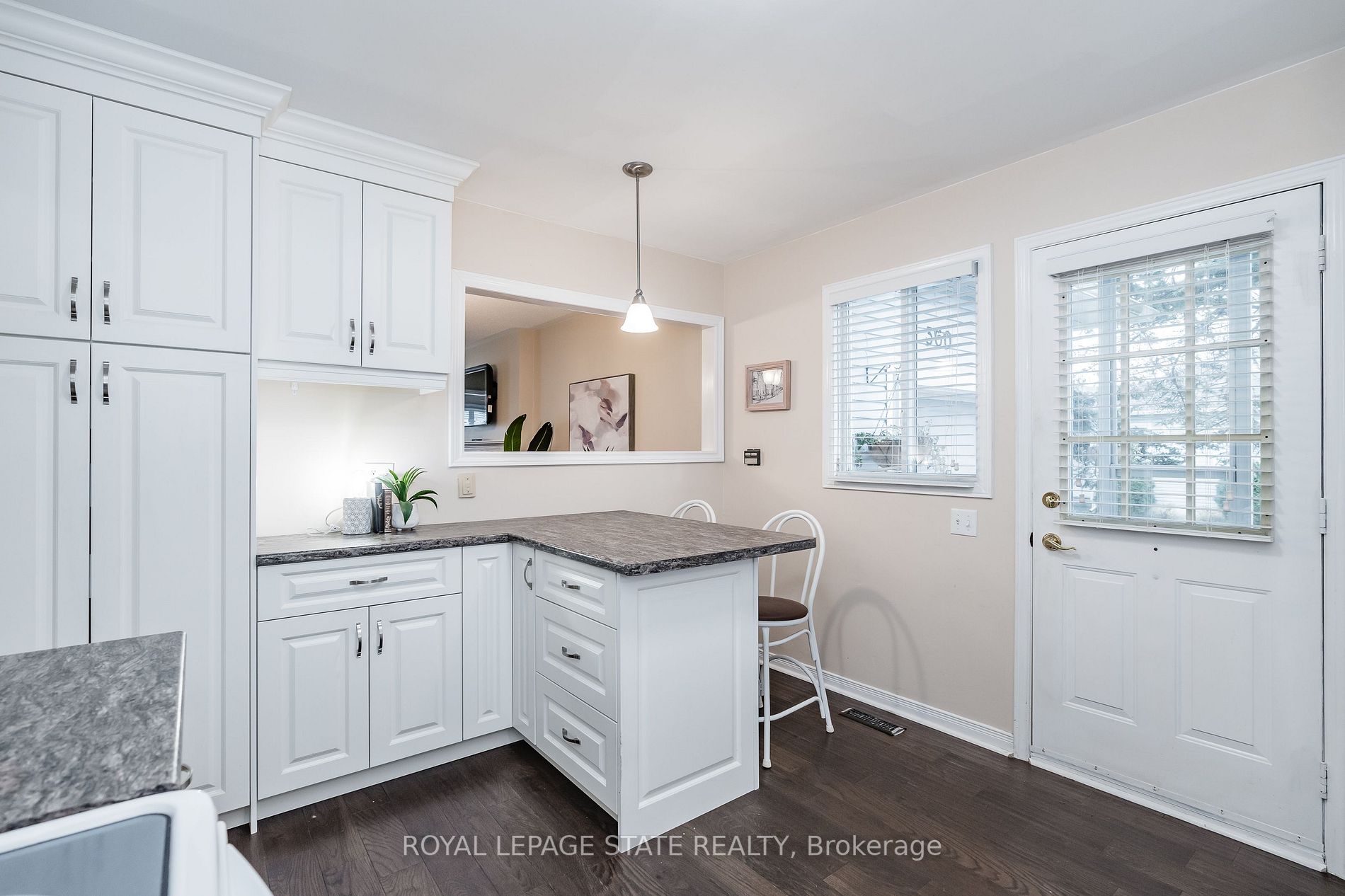 360 Silverbirch Blvd, #16