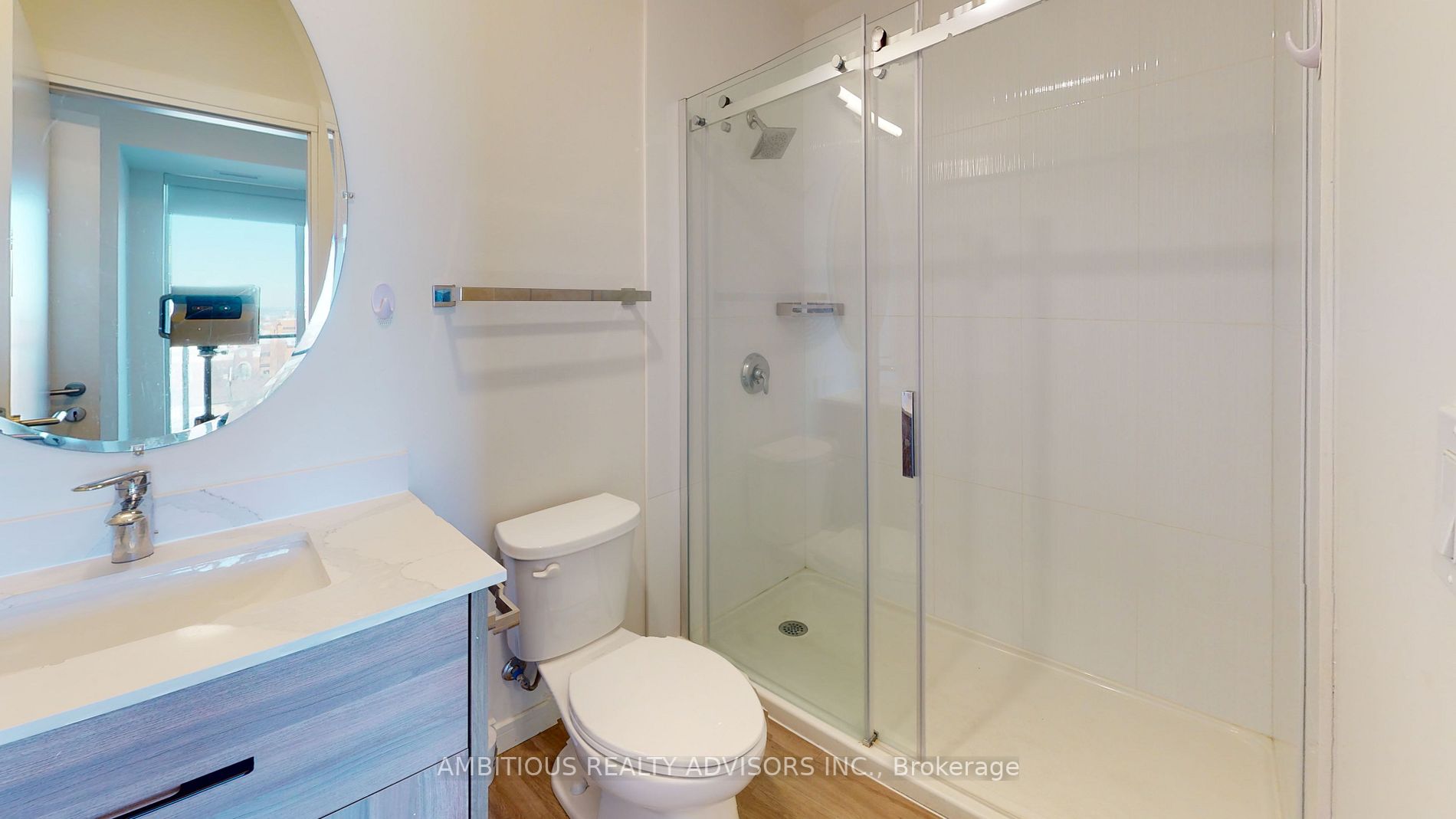 49 Walnut St S, #709
