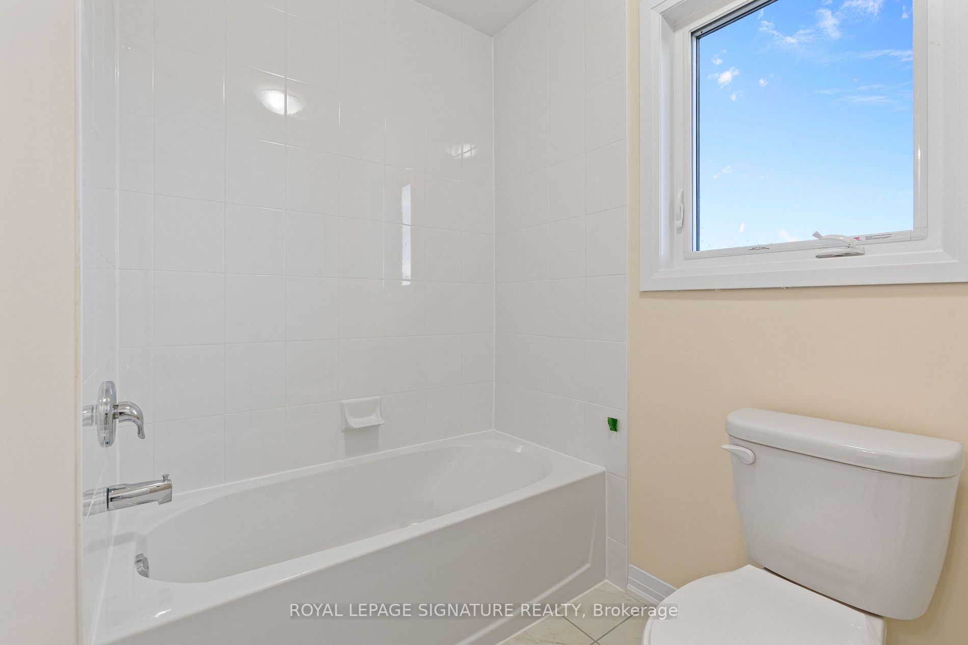7 Burrows Crt
