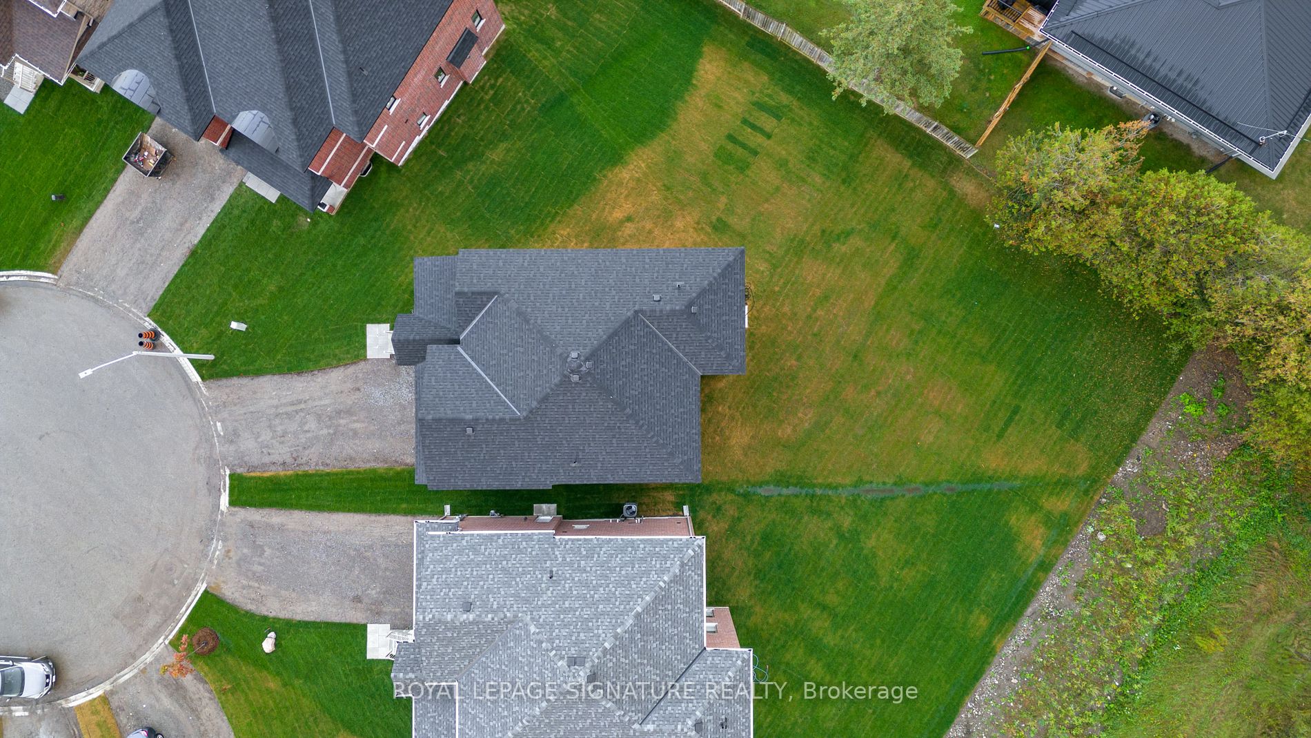 7 Burrows Crt