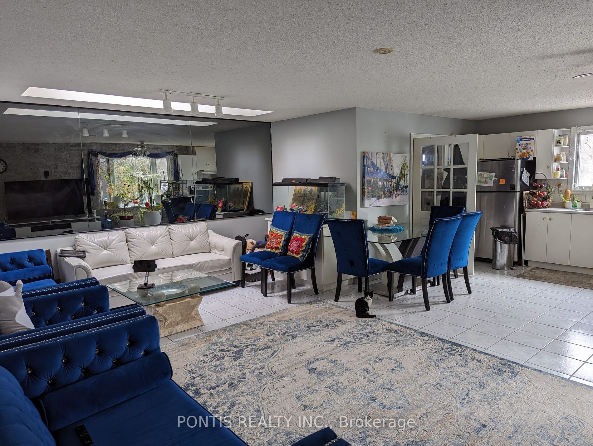 543-547 Speedvale Ave E