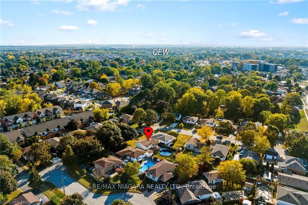 13 Centennial Dr
