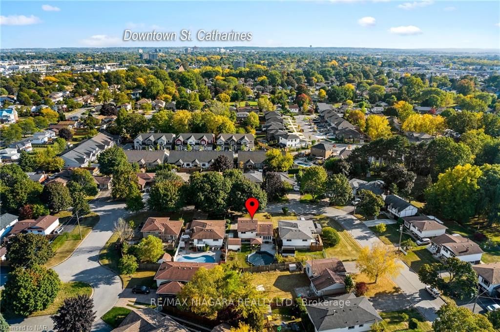 13 Centennial Dr