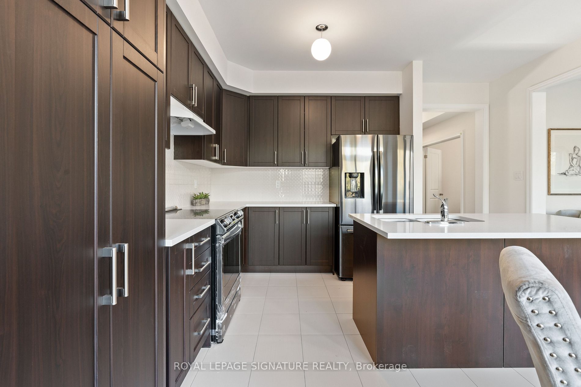 654 Lemay Grve