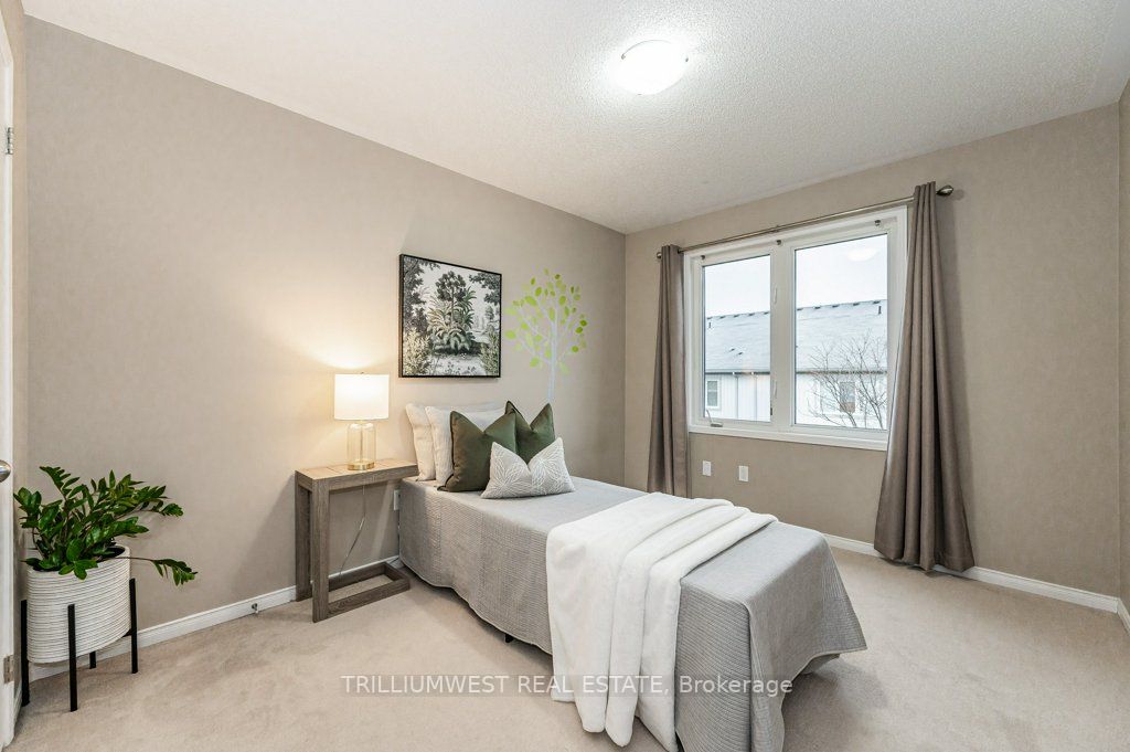 1035 Victoria Rd S, #146