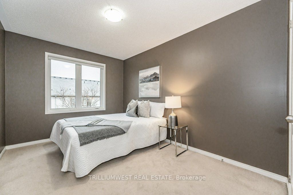 1035 Victoria Rd S, #146