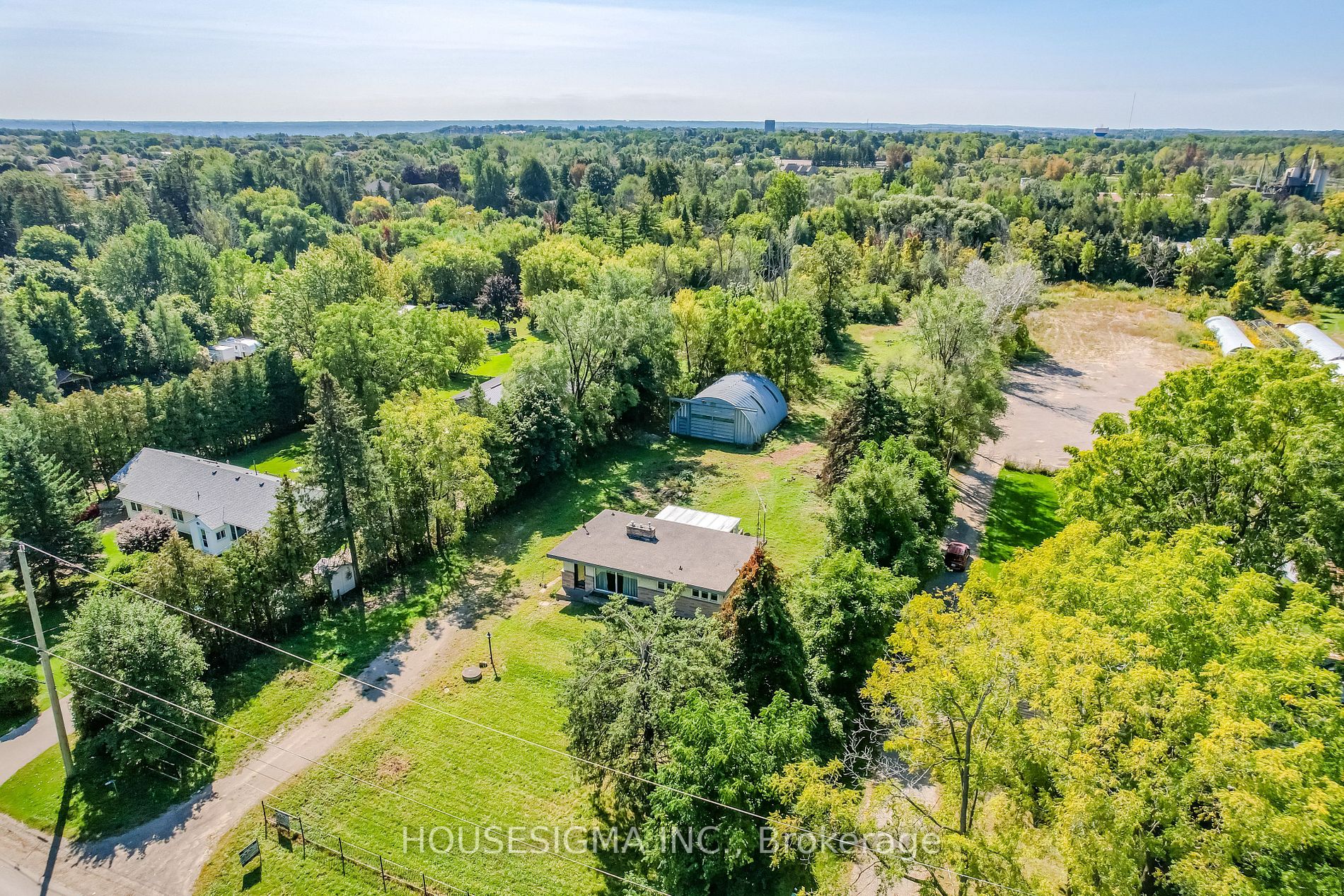 623 Robson Rd