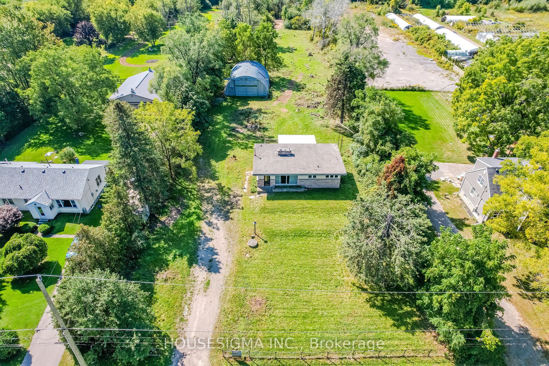 623 Robson Rd