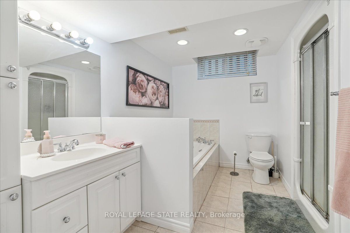 87 Colonial Cres