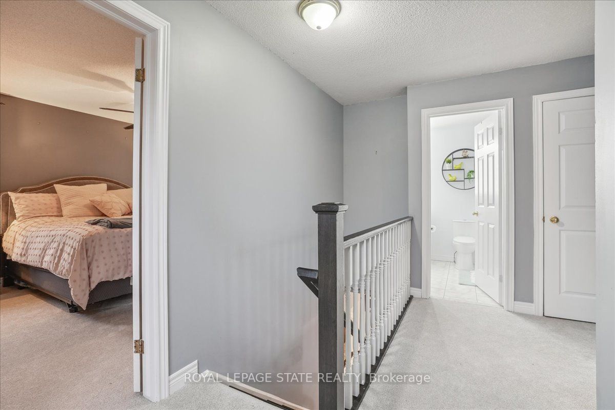 87 Colonial Cres