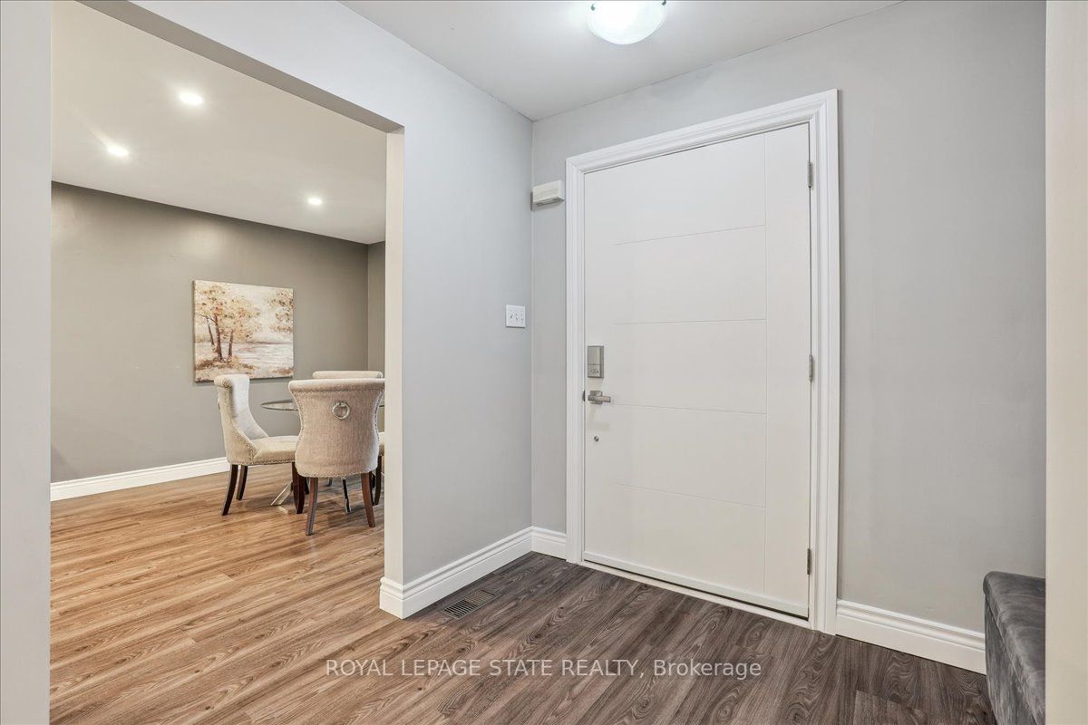 87 Colonial Cres