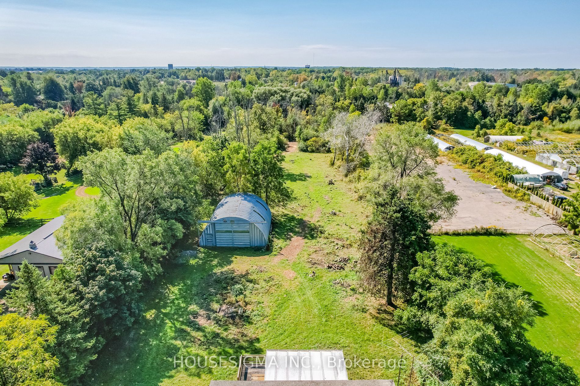 623 Robson Rd