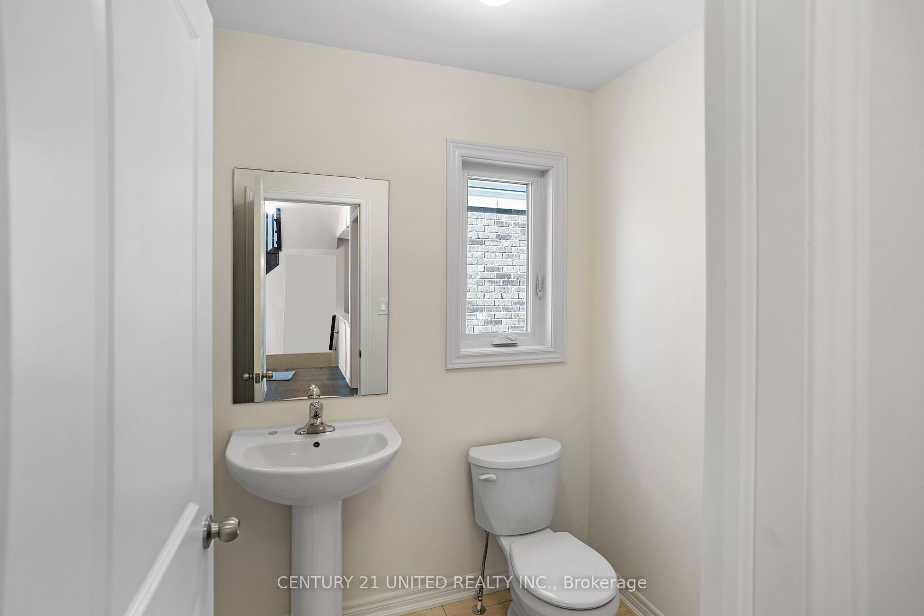 636 Lemay Grve