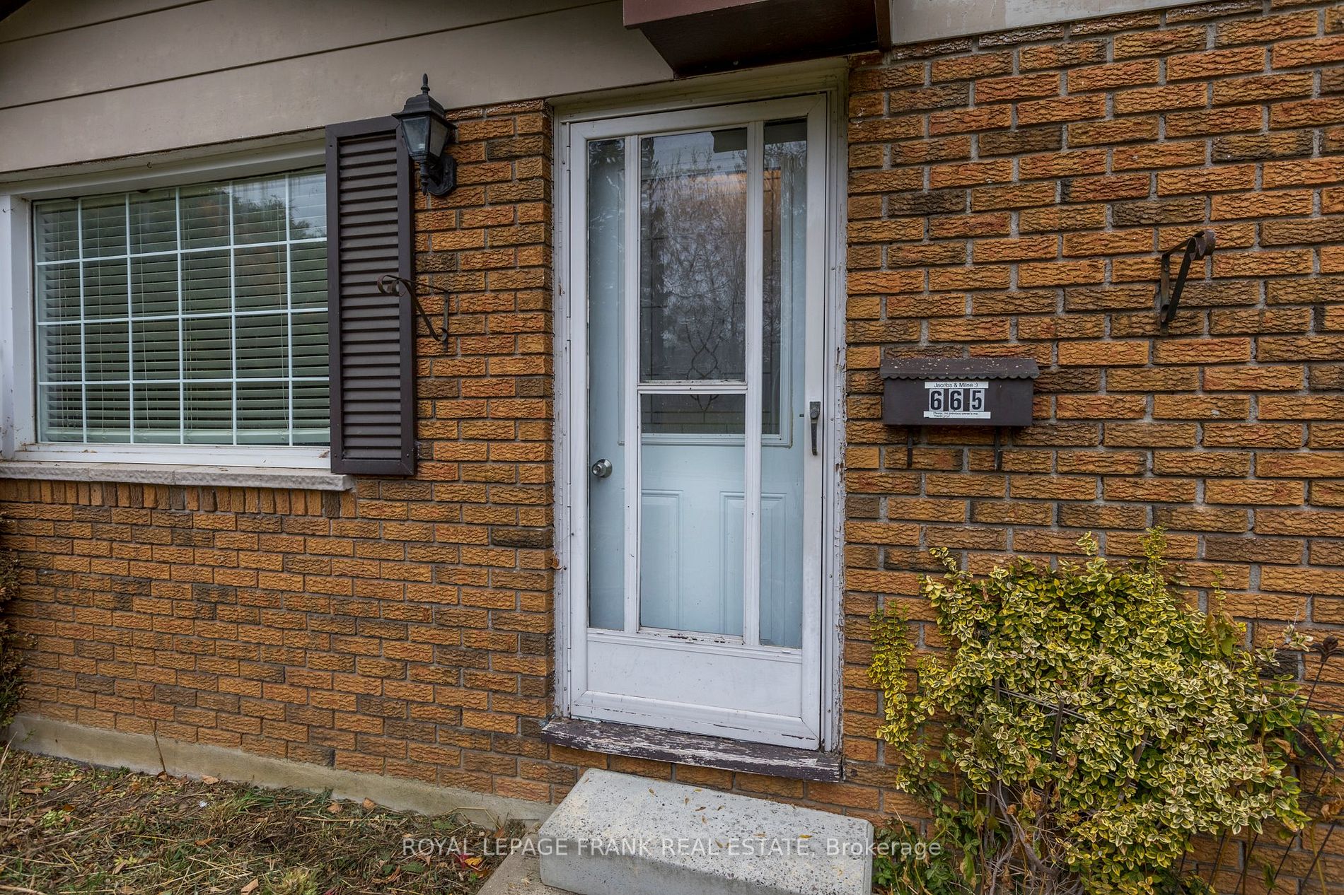 665 Severn Rd