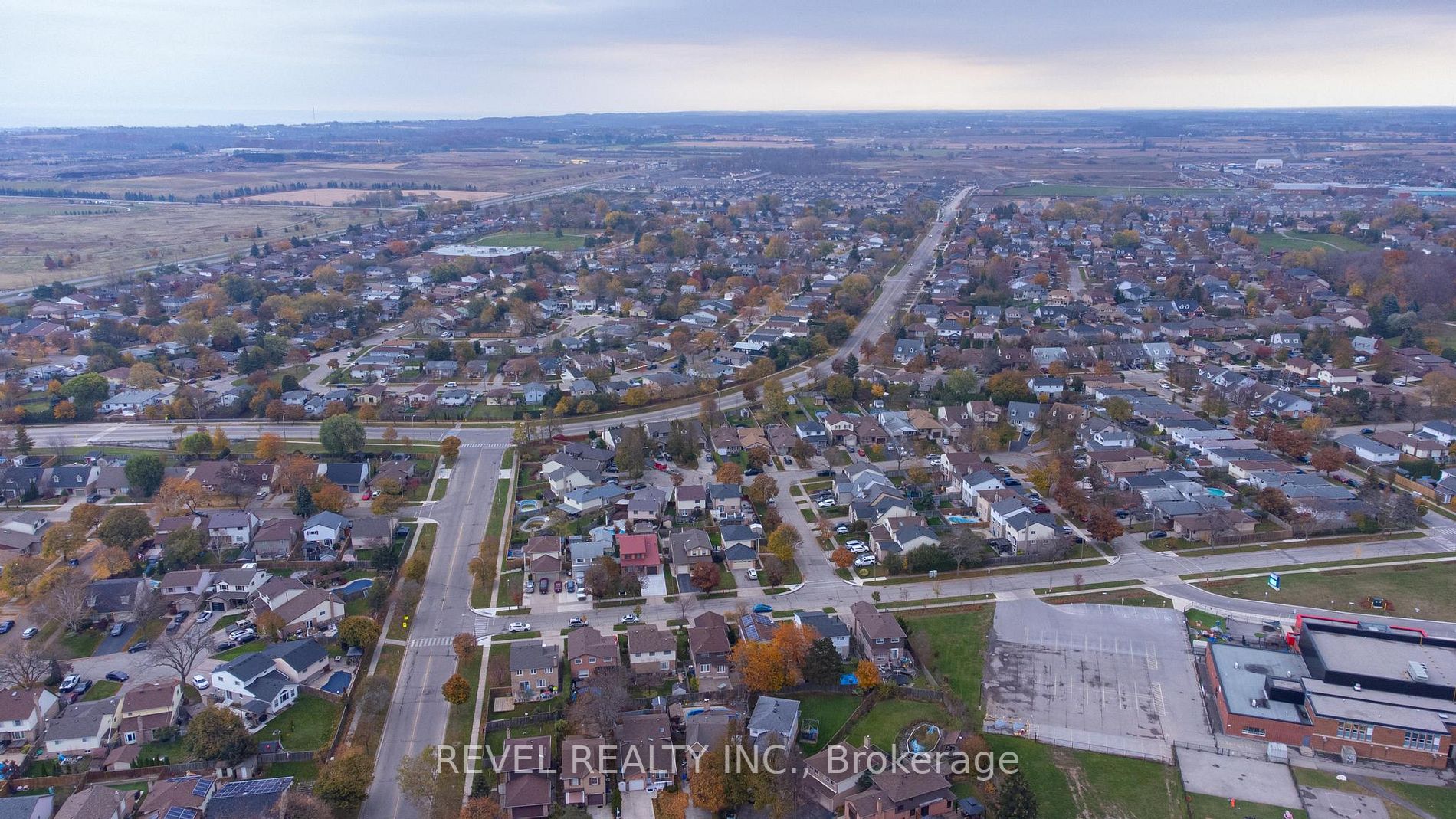 39 Twinoaks Cres