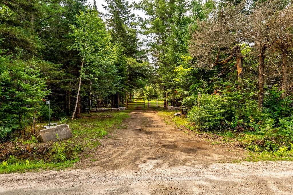938 Bartlett Lake Rd