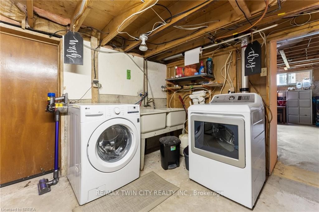 10 Edgar Dr
