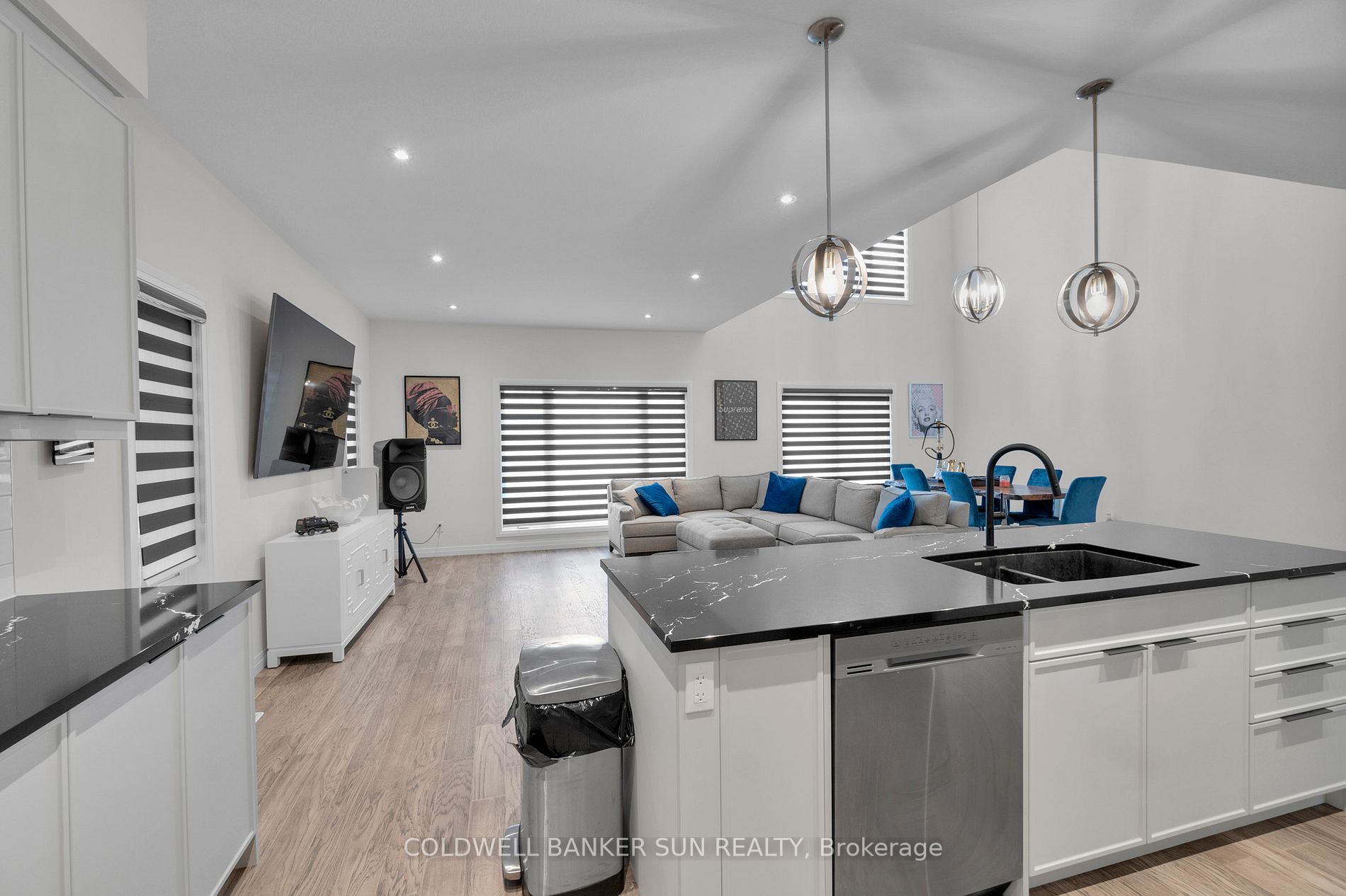 972 Stonecliffe Walk, #18