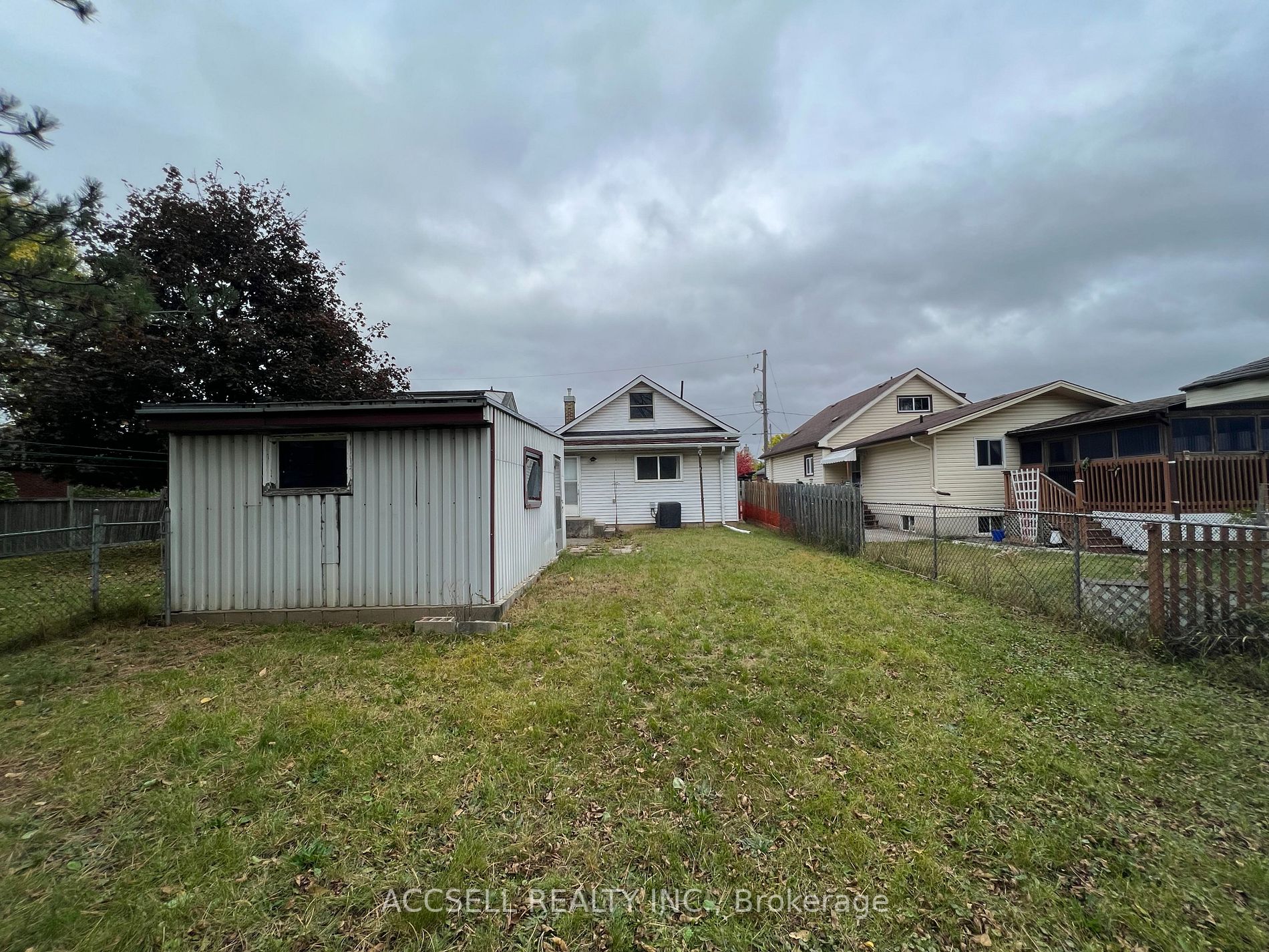 14 Eastbourne St