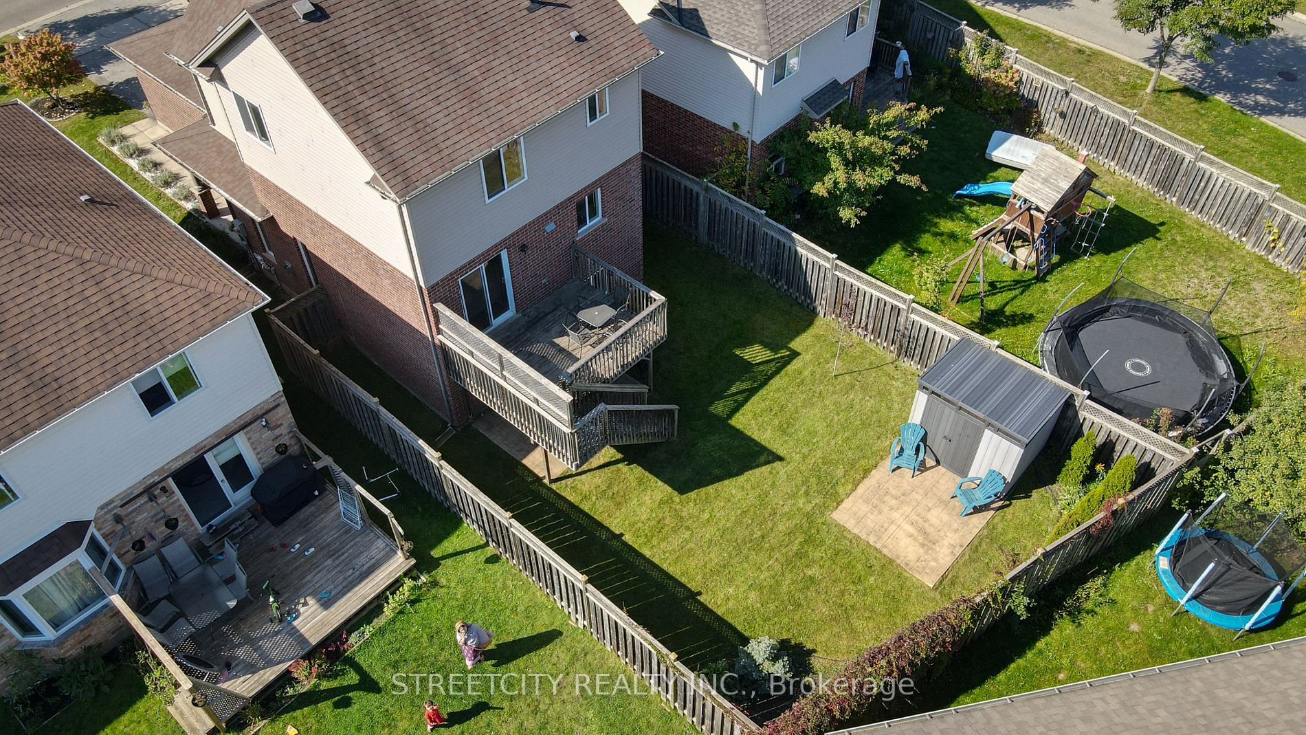 1006 Oakcrossing Rd