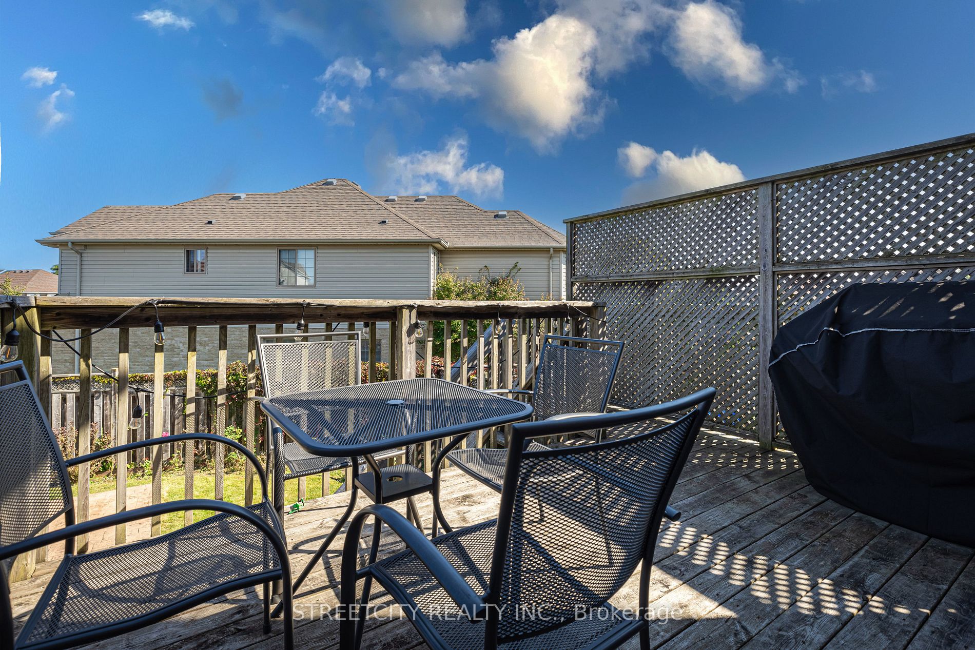 1006 Oakcrossing Rd