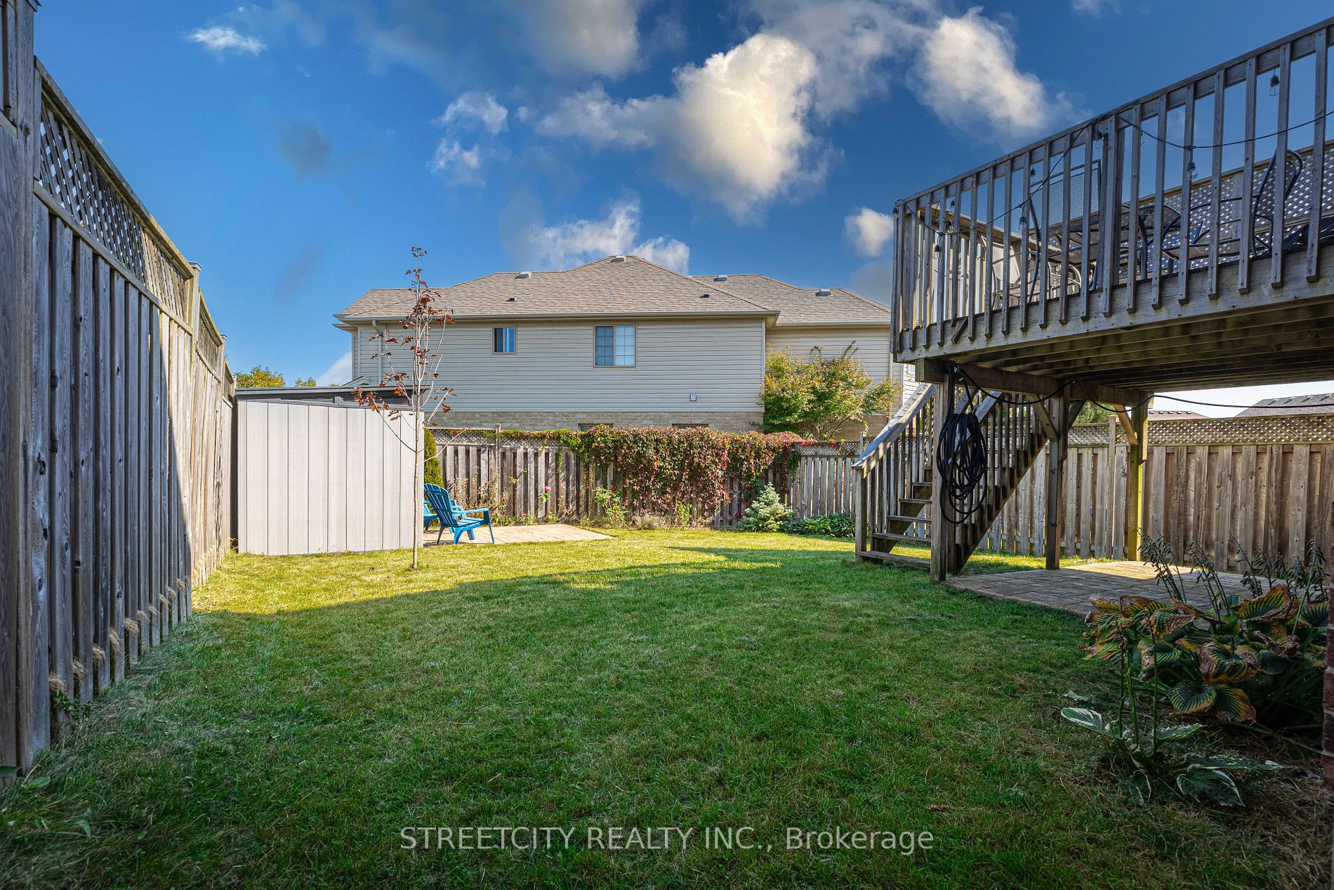 1006 Oakcrossing Rd