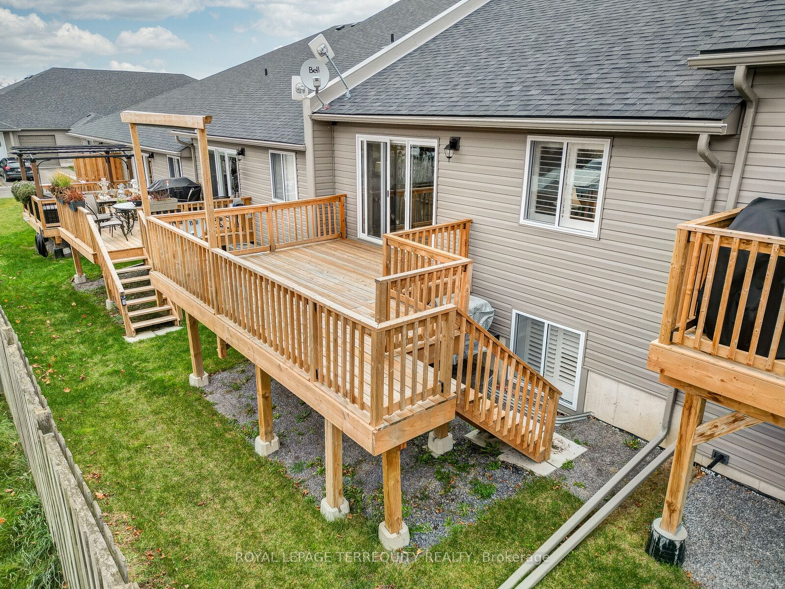 8 Ferris Crt