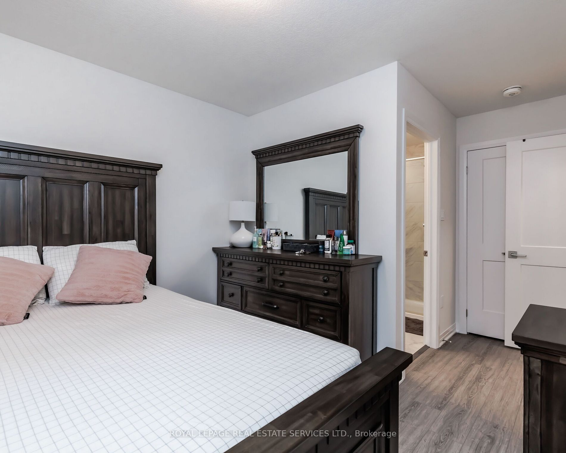 51 Sparrow Ave, #74