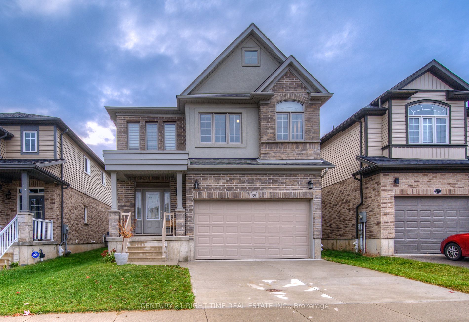 38 Mistywood St
