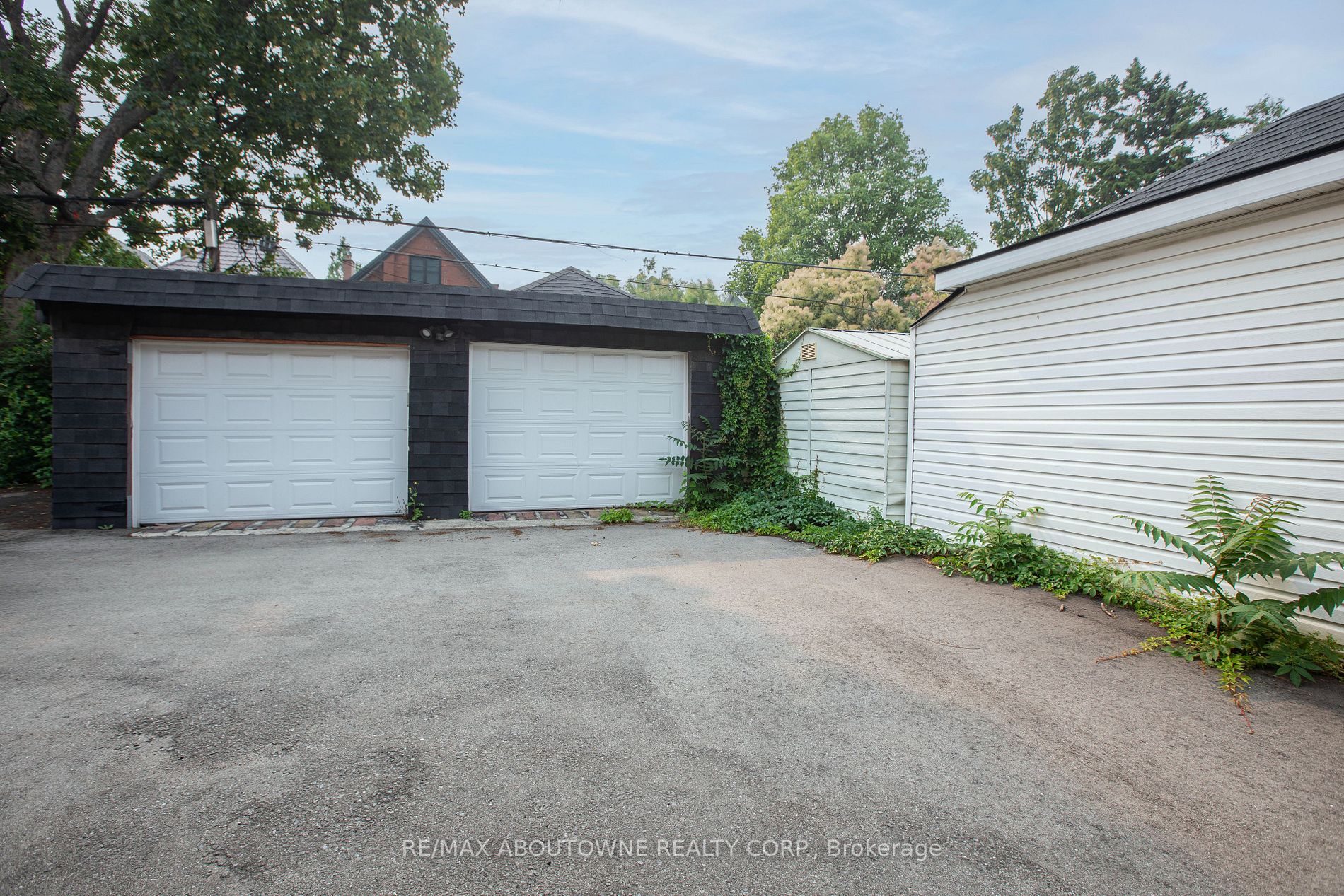 49 Fairleigh Ave S