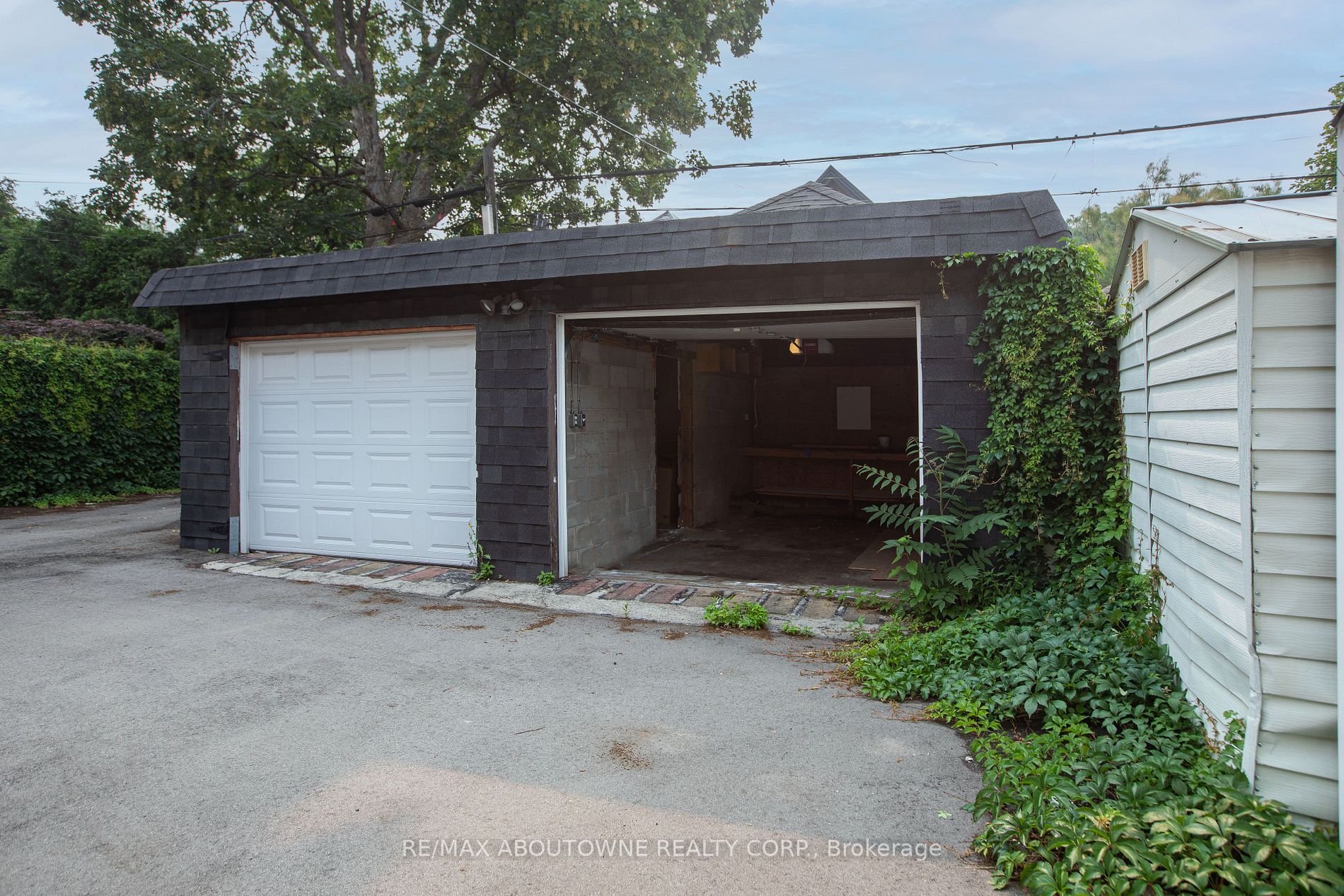 49 Fairleigh Ave S