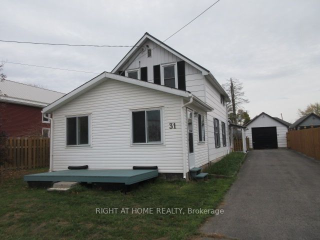 31 Garry St