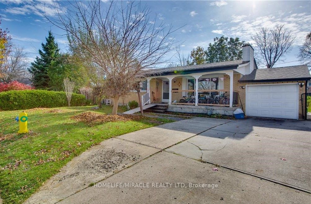 78 Deveron Cres