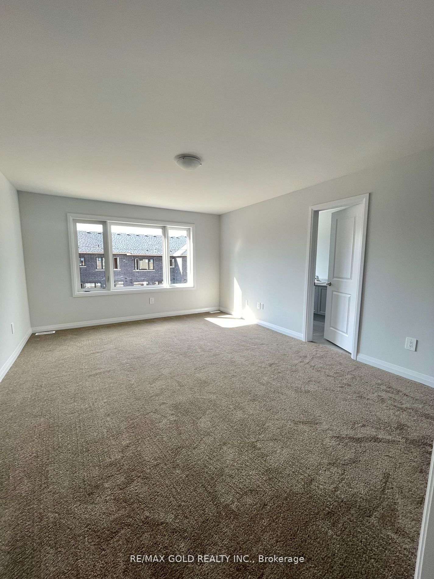 102 Corley St