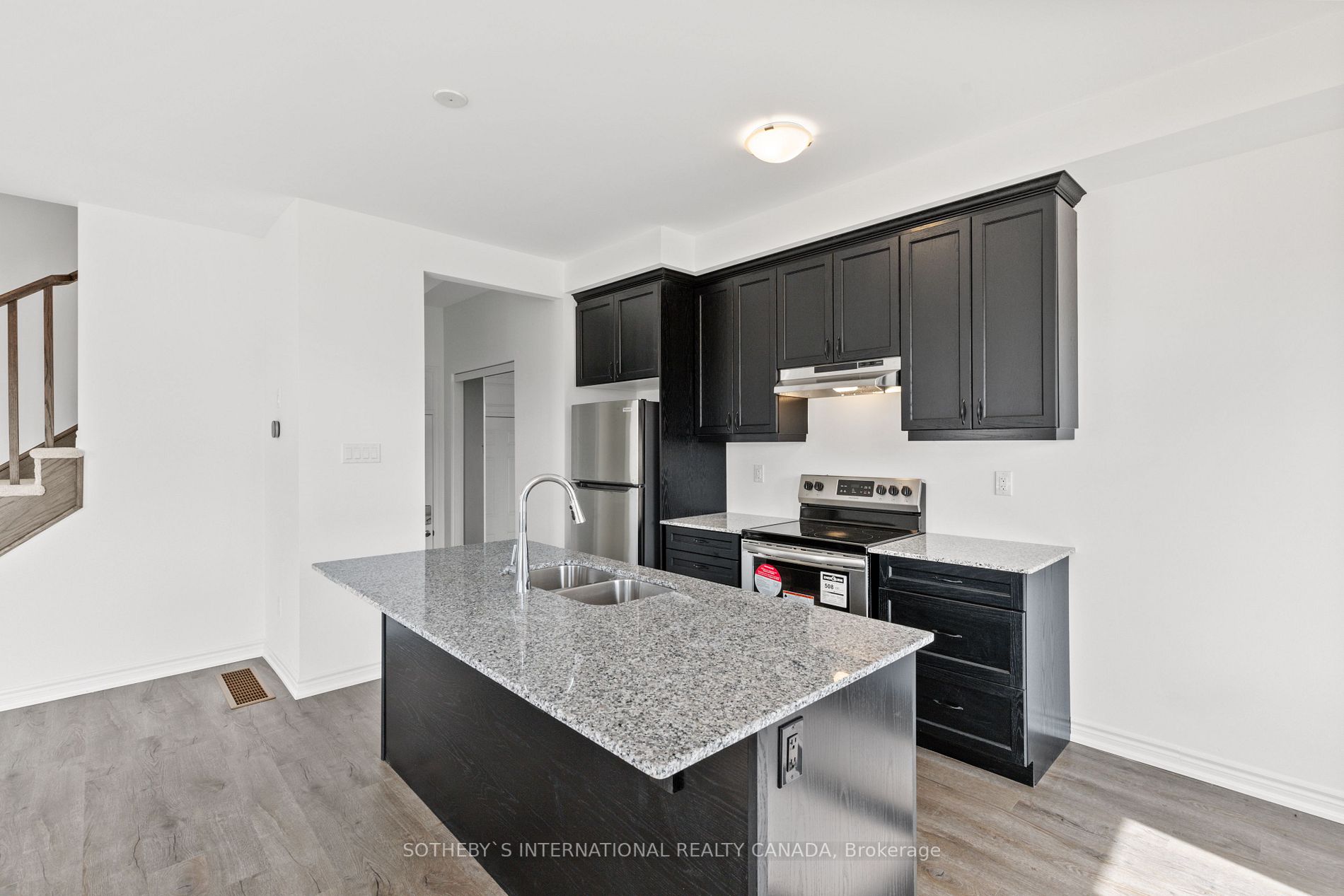 210 Histand Trail