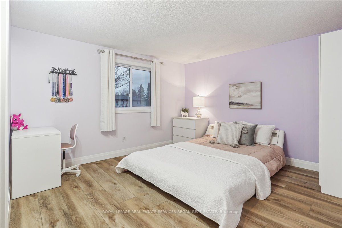 94 Gunn Ave