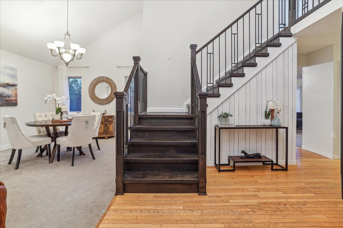 94 Gunn Ave