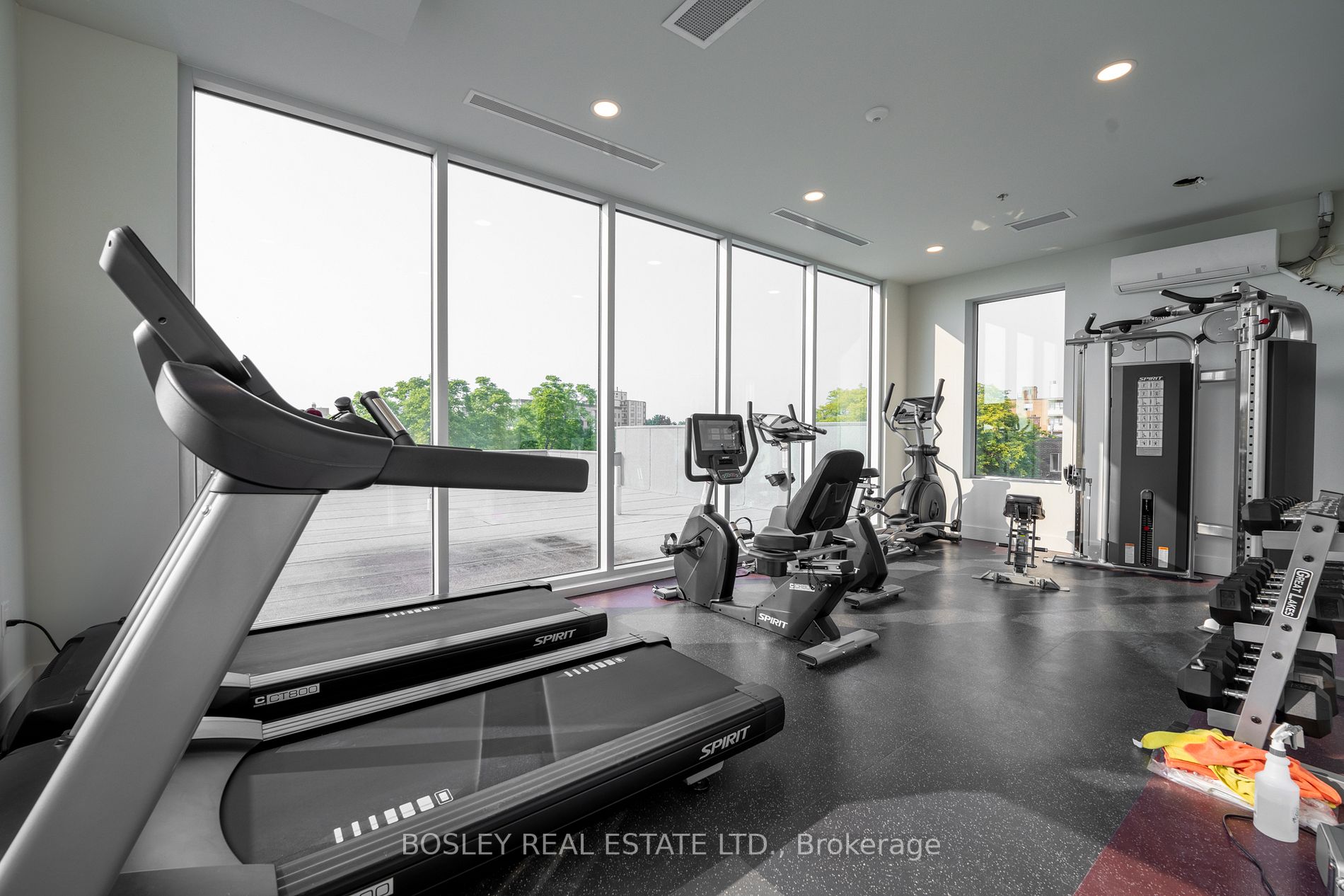77 Yates St, #604