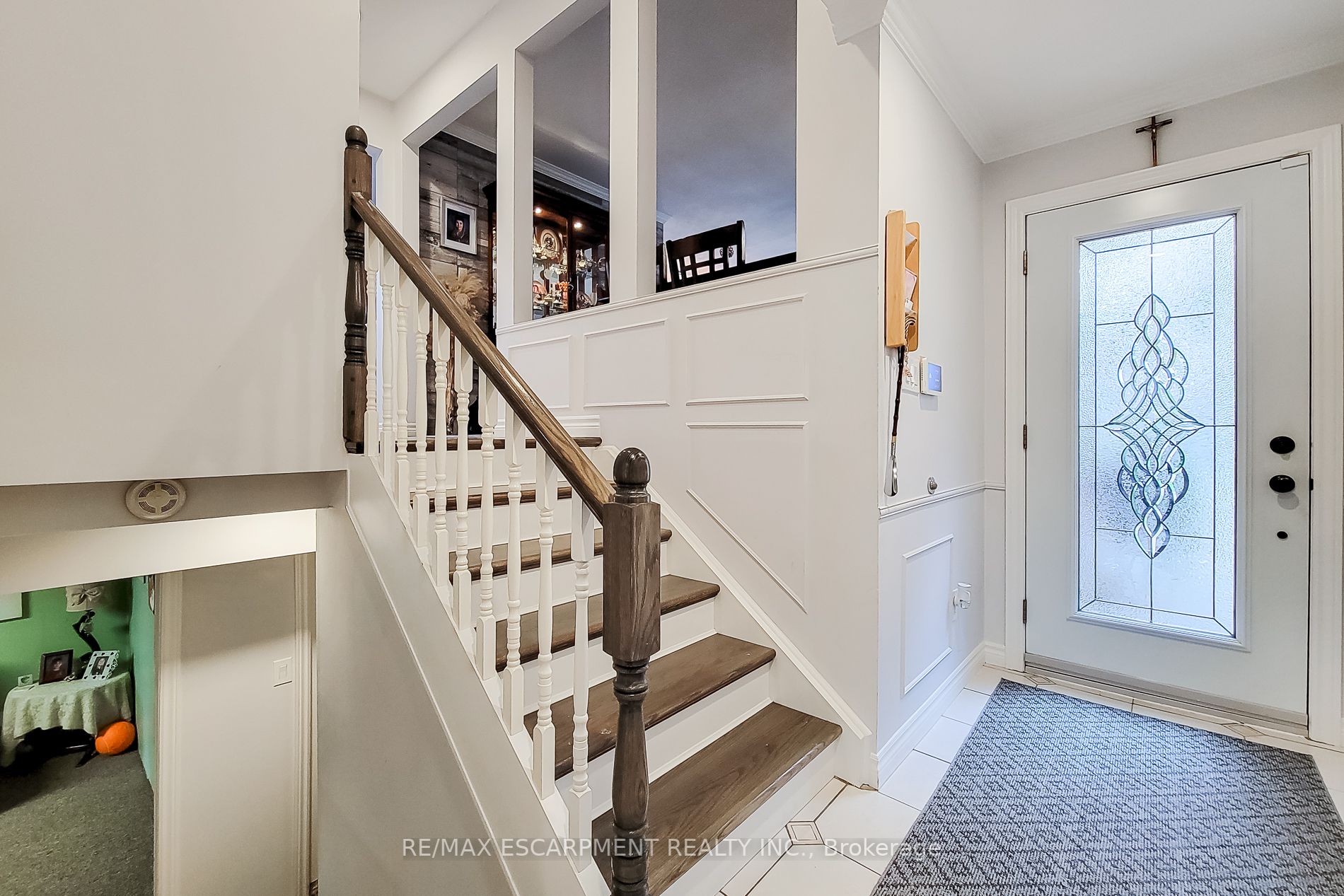 14 Brookstream Court