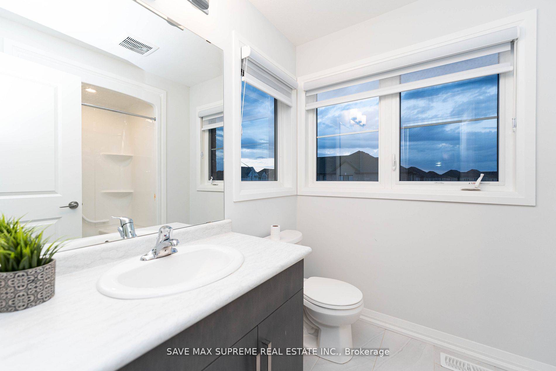 4292 Shuttleworth Dr