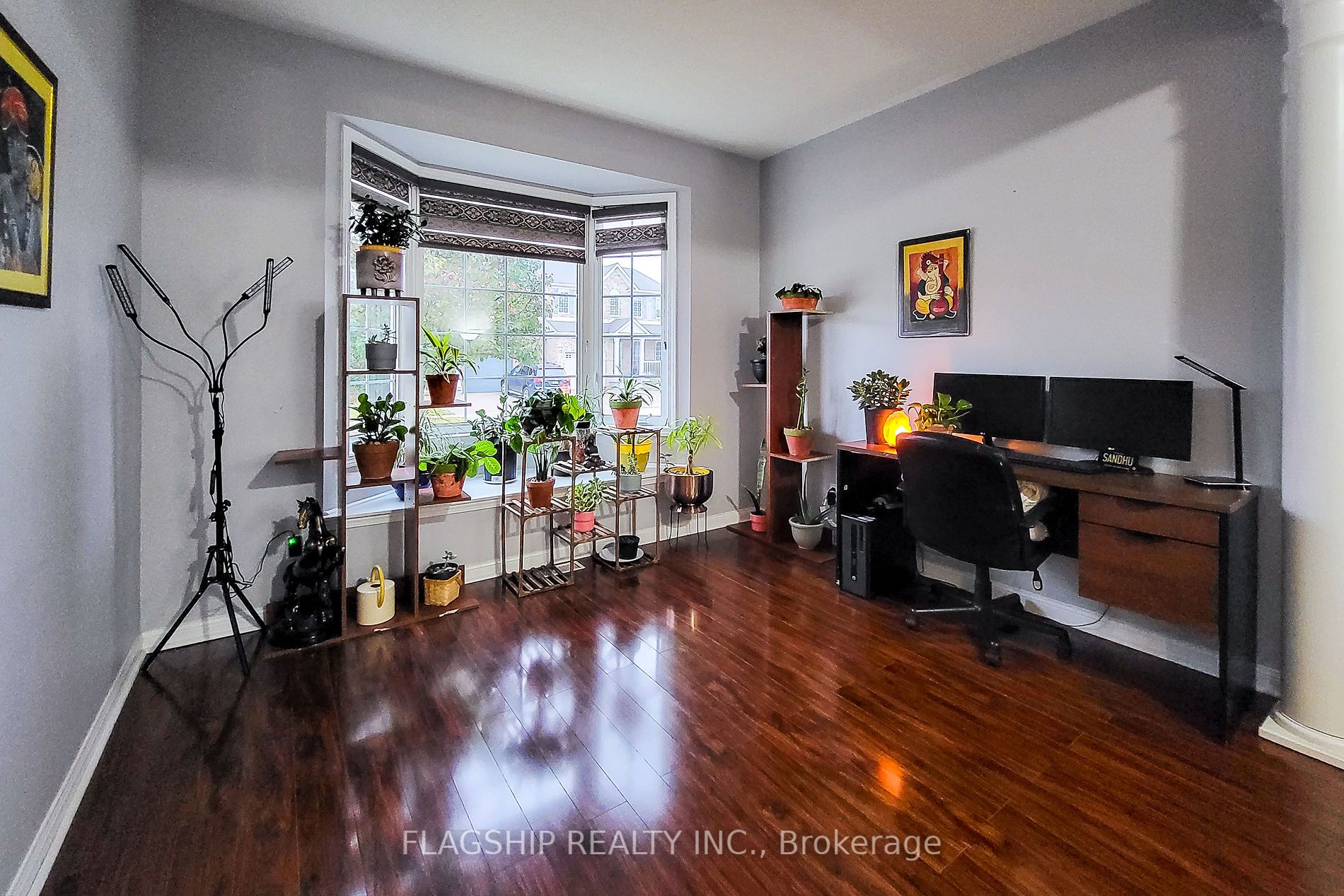 15 Baggs Cres