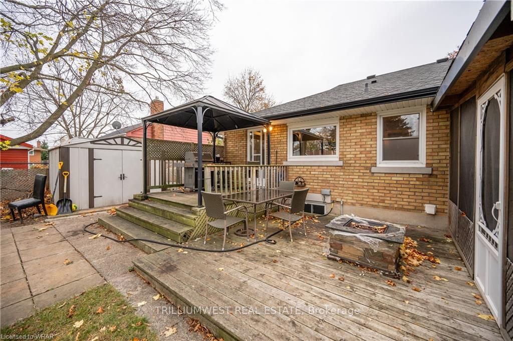 1281 Concession Rd