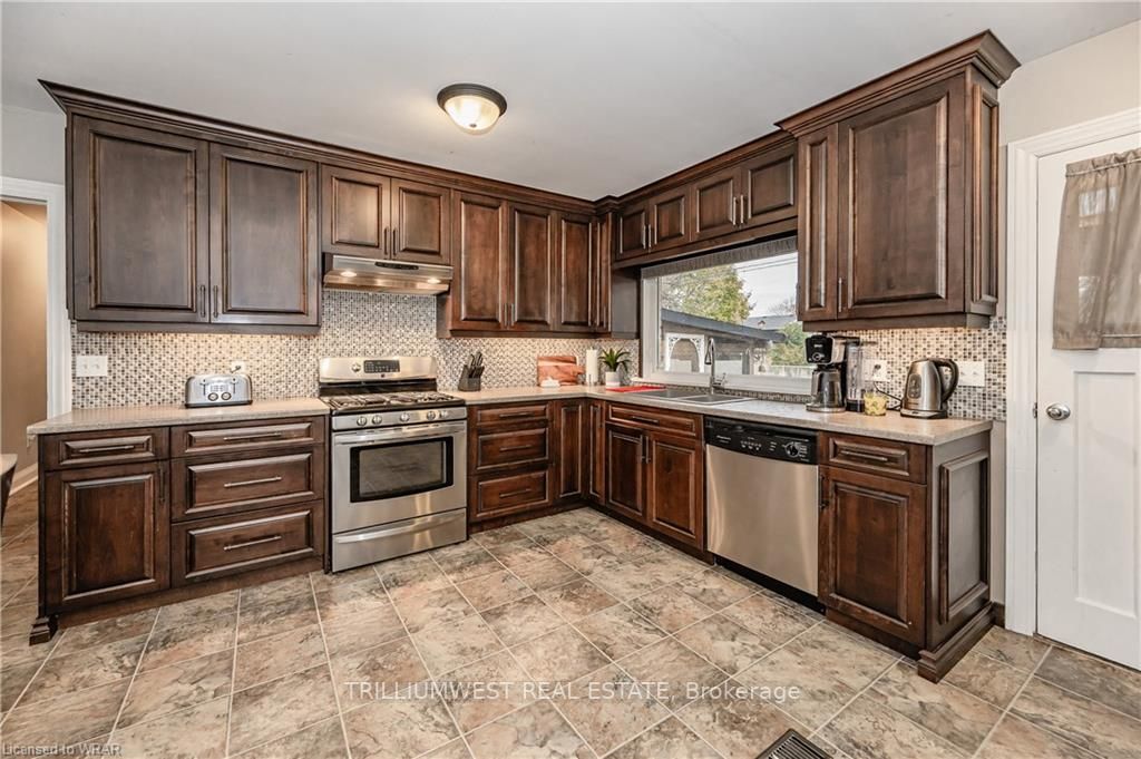 1281 Concession Rd