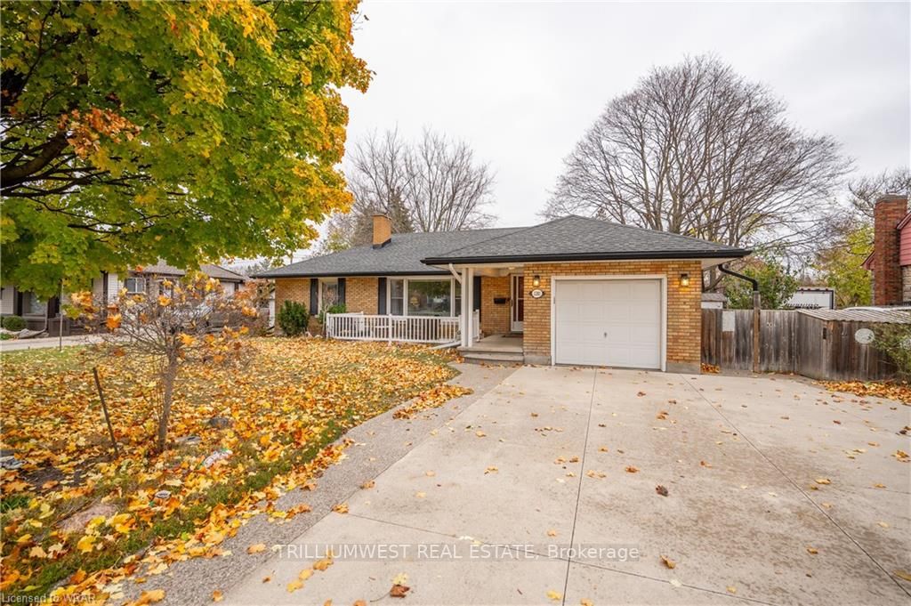 1281 Concession Rd